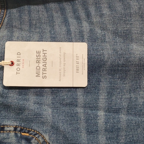 Torrid jeans women's size 16T 16 tall blue distressed holes rips ripped … - Picture 4 of 12
